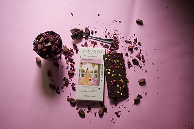 Dark Chocolate|54% Dark Chocolate with rose petals and pistachio